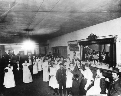 Crapper Jacks Saloon, Cripple Creek, Colorado, c.1895-99 door American Photographer